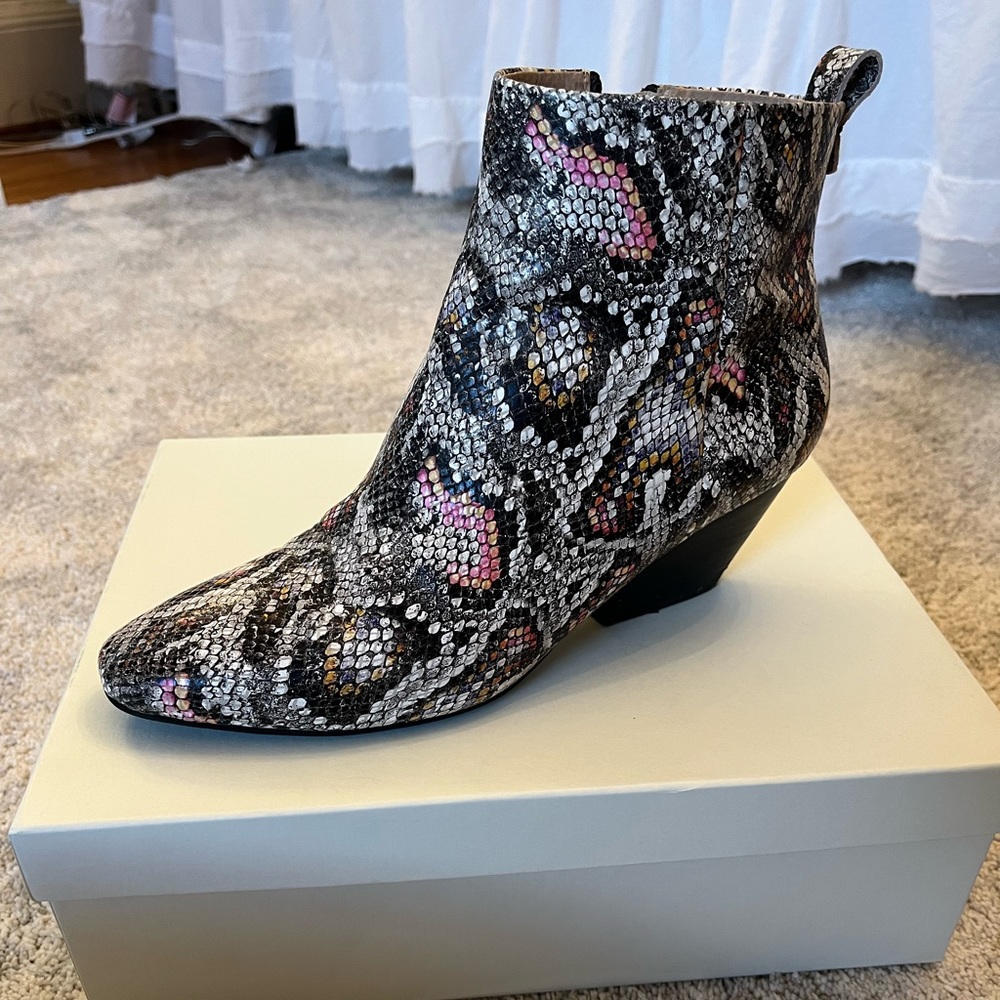 Shoe the Bear booties